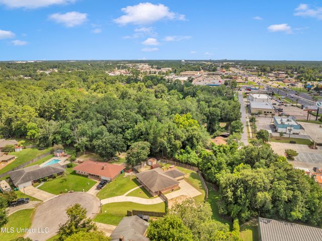 11501 Barrone Street, Gulfport, MS 39503
