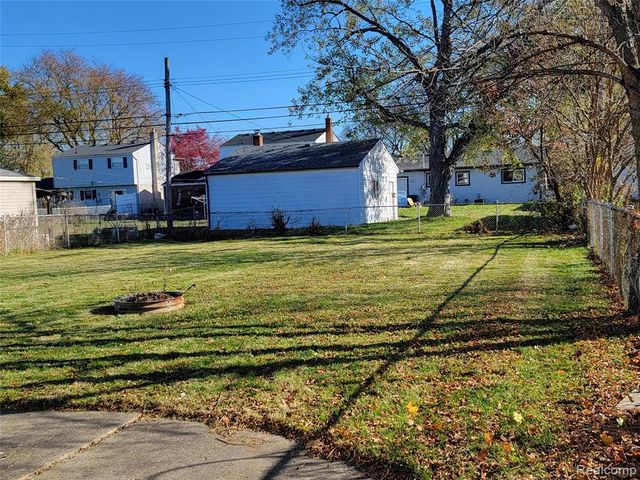 9333 Katherine Street, Taylor, MI 48180