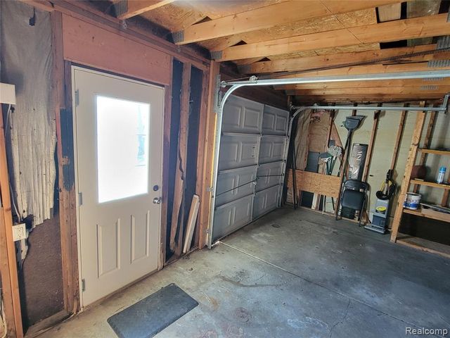 9333 Katherine Street, Taylor, MI 48180