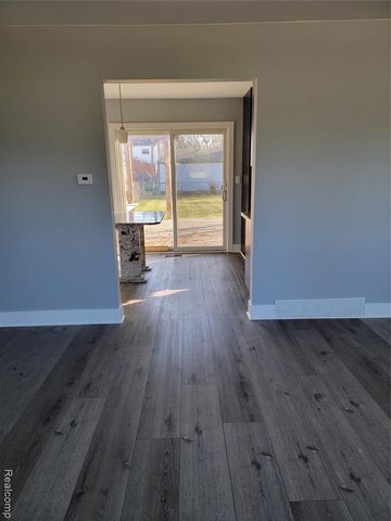 9333 Katherine Street, Taylor, MI 48180