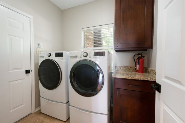 1818 Haydenbend Circle, Grapevine, TX 76051