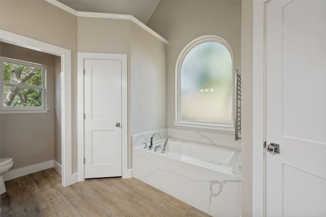 1818 Haydenbend Circle, Grapevine, TX 76051