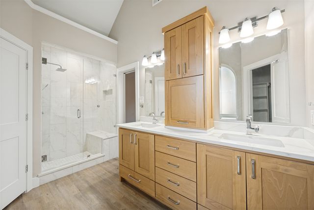 1818 Haydenbend Circle, Grapevine, TX 76051