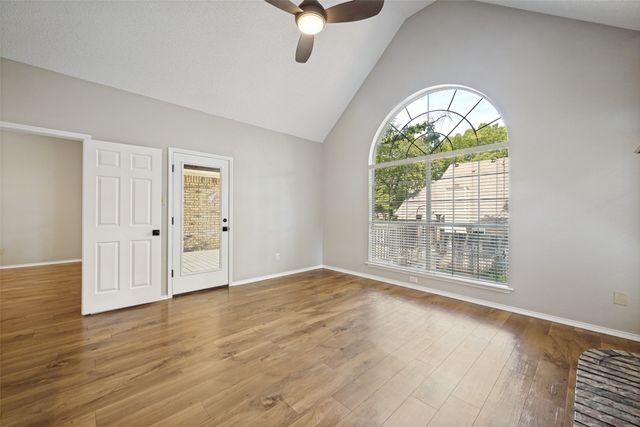 1818 Haydenbend Circle, Grapevine, TX 76051