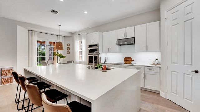 10641 Willow Oak Court, Wellington, FL 33414