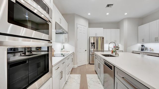 10641 Willow Oak Court, Wellington, FL 33414