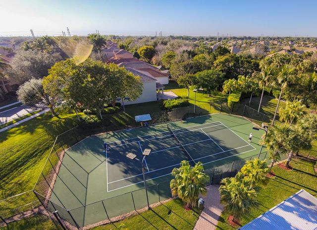 10641 Willow Oak Court, Wellington, FL 33414