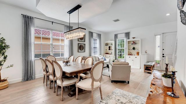 10641 Willow Oak Court, Wellington, FL 33414