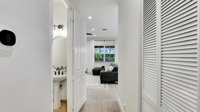 10641 Willow Oak Court, Wellington, FL 33414