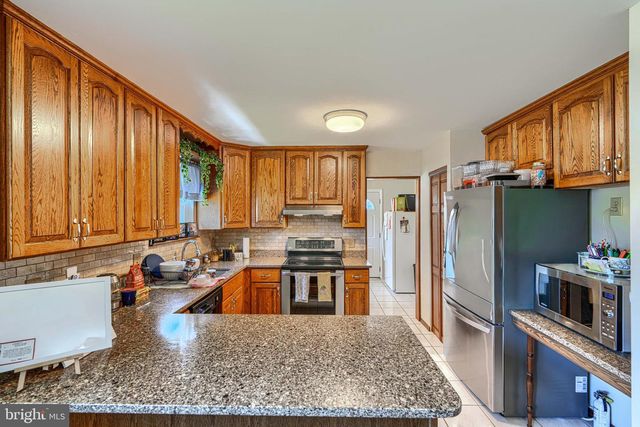 280 MACKINTOSH DR, Glen Burnie, MD 21061