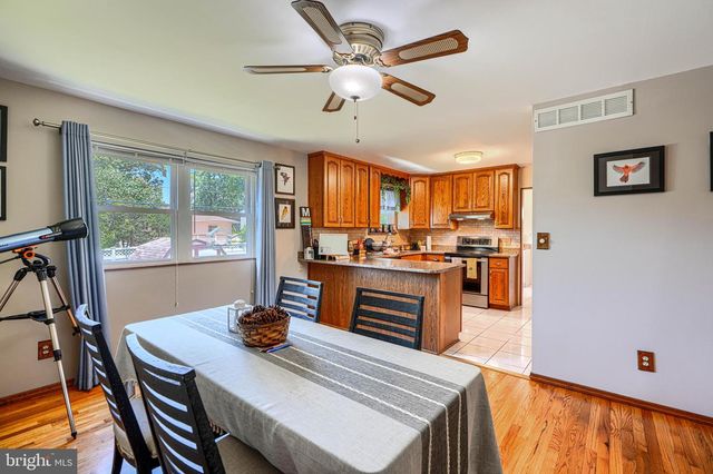 280 MACKINTOSH DR, Glen Burnie, MD 21061