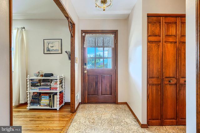 280 MACKINTOSH DR, Glen Burnie, MD 21061