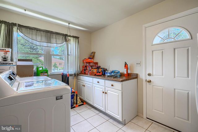 280 MACKINTOSH DR, Glen Burnie, MD 21061