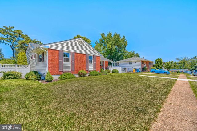 280 MACKINTOSH DR, Glen Burnie, MD 21061