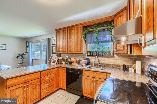 280 MACKINTOSH DR, Glen Burnie, MD 21061