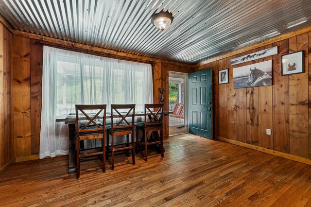 901 Right Fork Buffalo Creek Road, Huntington, WV 25704