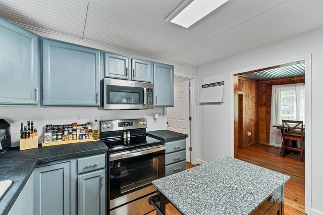 901 Right Fork Buffalo Creek Road, Huntington, WV 25704