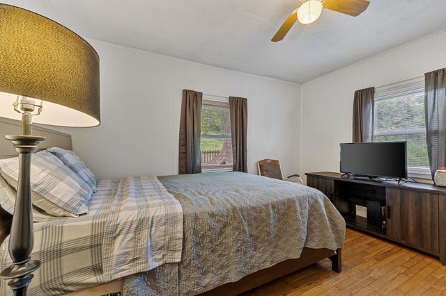 901 Right Fork Buffalo Creek Road, Huntington, WV 25704