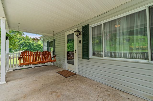 901 Right Fork Buffalo Creek Road, Huntington, WV 25704