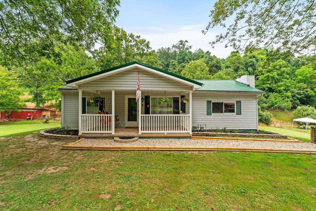 901 Right Fork Buffalo Creek Road, Huntington, WV 25704