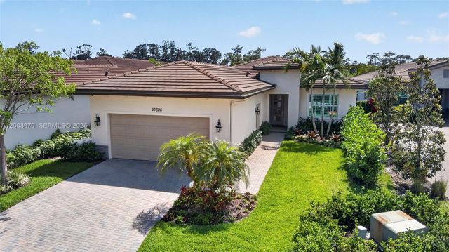10626 Starling Way, West Palm Beach, FL 33412