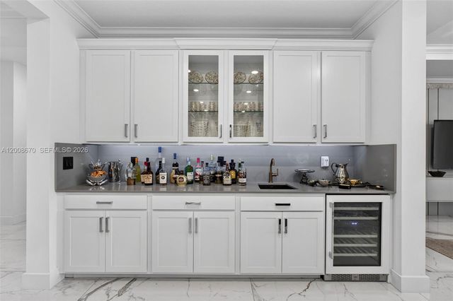 10626 Starling Way, West Palm Beach, FL 33412