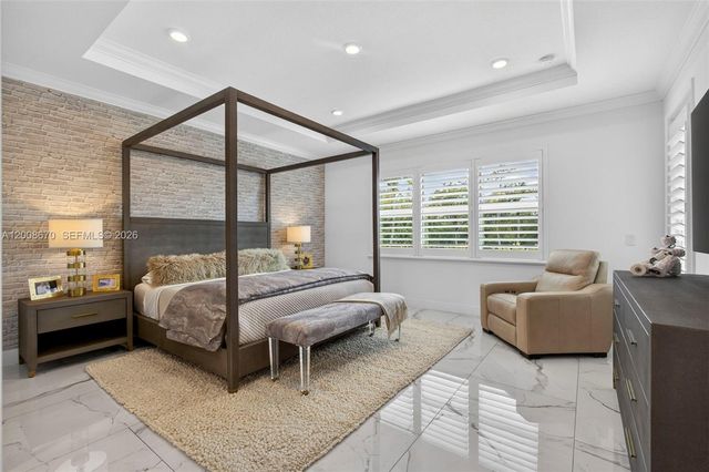 10626 Starling Way, West Palm Beach, FL 33412