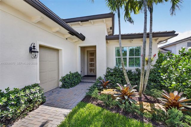 10626 Starling Way, West Palm Beach, FL 33412