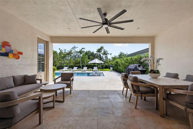10626 Starling Way, West Palm Beach, FL 33412