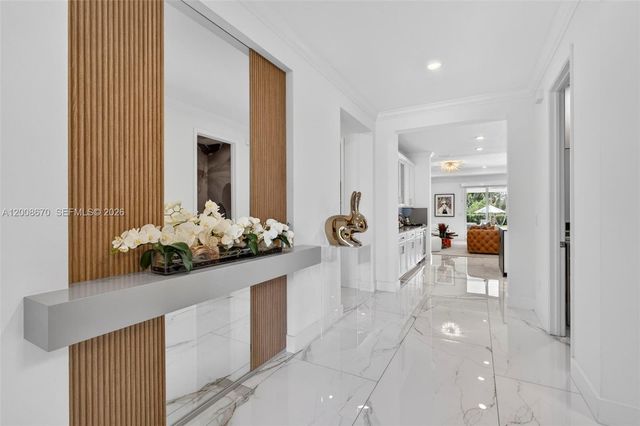 10626 Starling Way, West Palm Beach, FL 33412