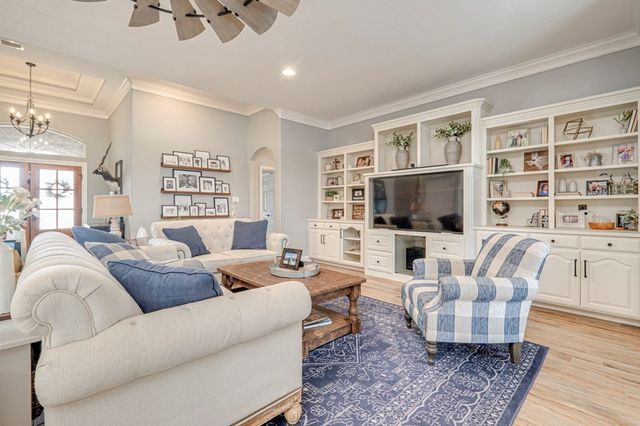 6109 Homestead Blvd, Midland, TX 79707