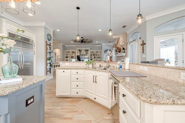 6109 Homestead Blvd, Midland, TX 79707