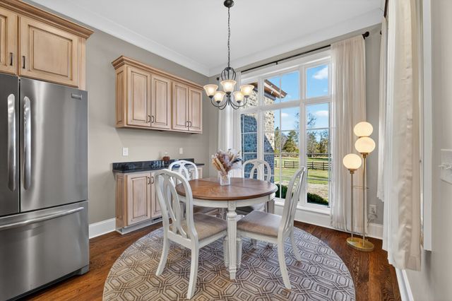 1001 Williams St, Decherd, TN 37324