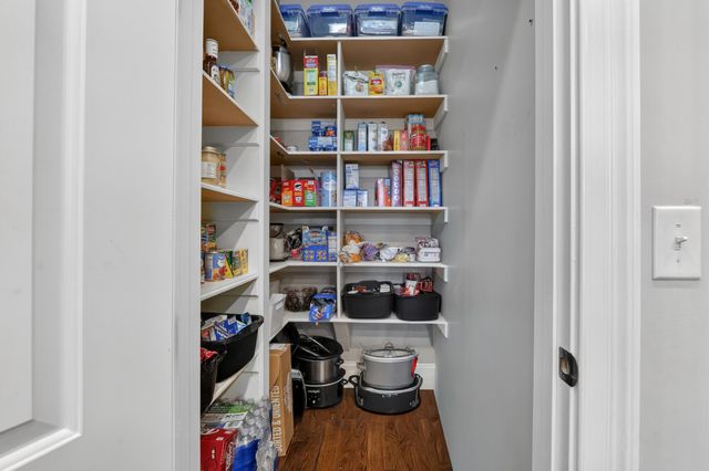 1001 Williams St, Decherd, TN 37324