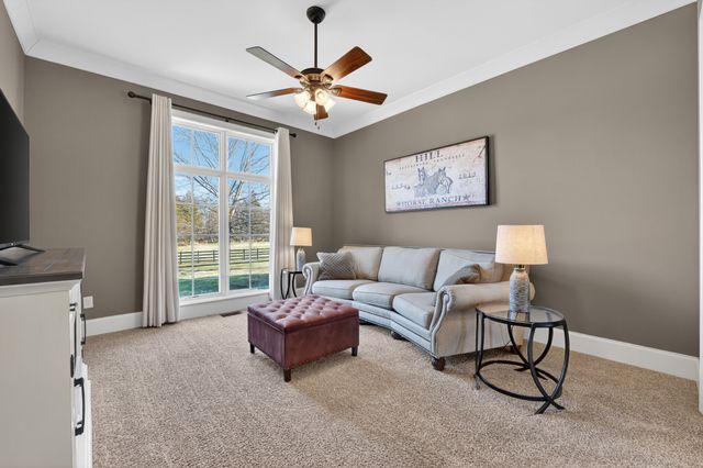 1001 Williams St, Decherd, TN 37324