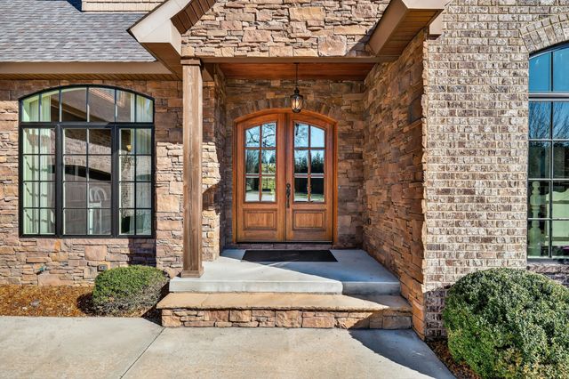 1001 Williams St, Decherd, TN 37324