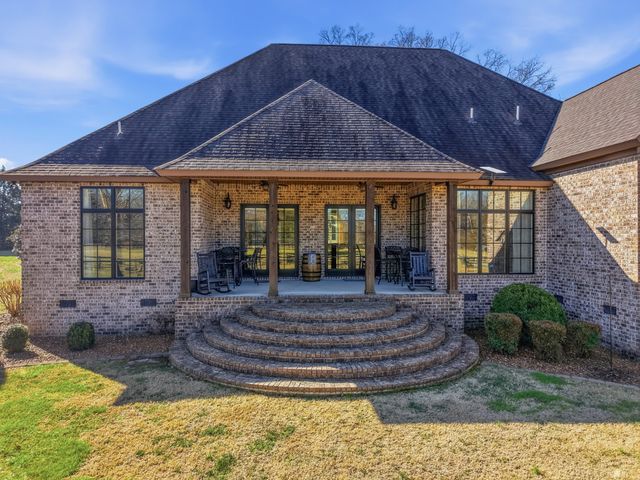 1001 Williams St, Decherd, TN 37324