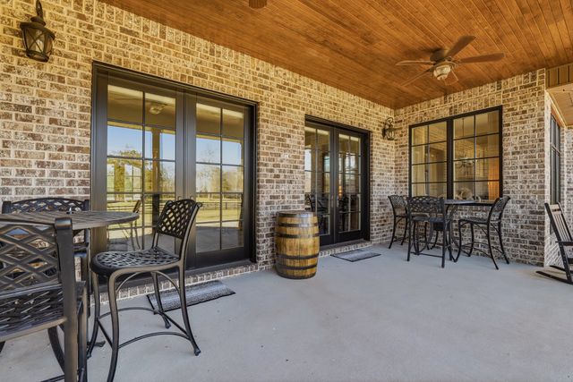 1001 Williams St, Decherd, TN 37324