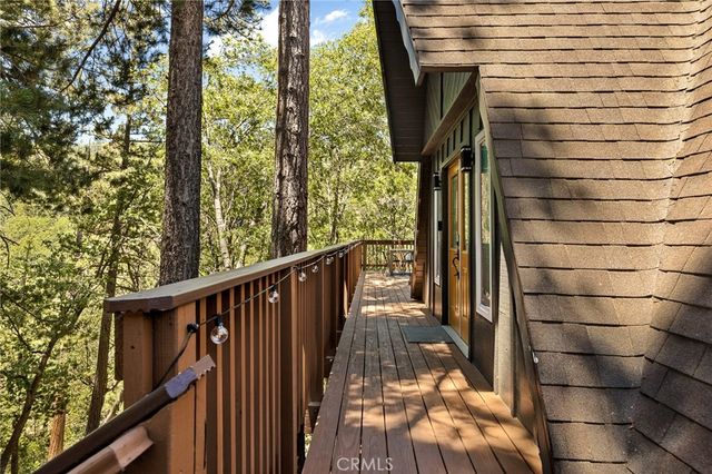 1296 Calgary Drive, Lake Arrowhead, CA 92352