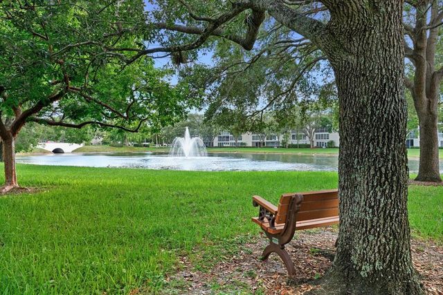 2202 Lucaya Bend M1, Coconut Creek, FL 33066