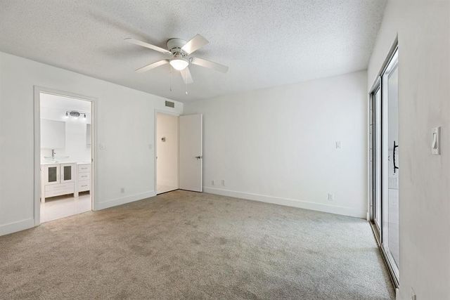 2202 Lucaya Bend M1, Coconut Creek, FL 33066