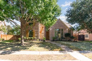 2295 Sandy Creek Drive, Frisco, TX 75033