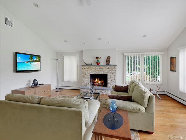 27 Eldor Avenue, New City, NY 10956