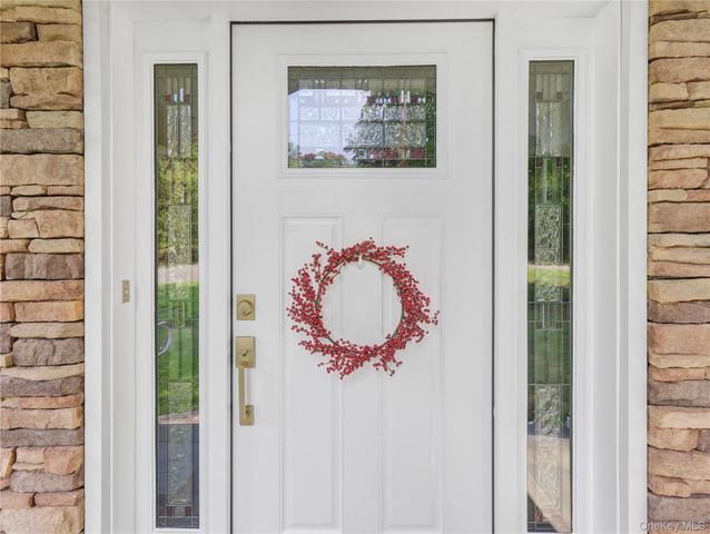 27 Eldor Avenue, New City, NY 10956