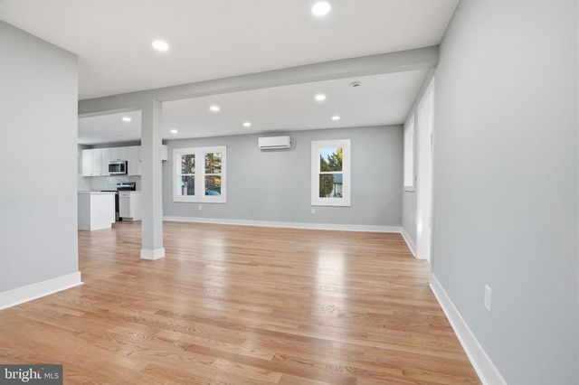 414 HALLOWELL AVE, Horsham, PA 19044