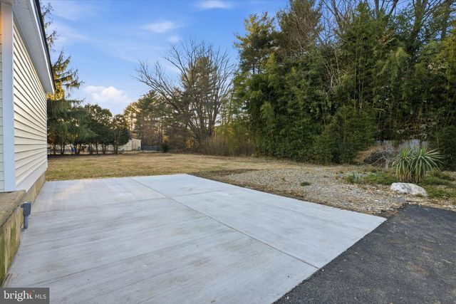 414 HALLOWELL AVE, Horsham, PA 19044