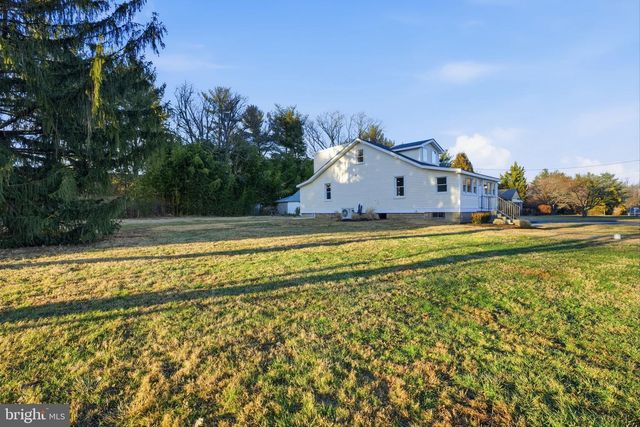 414 HALLOWELL AVE, Horsham, PA 19044