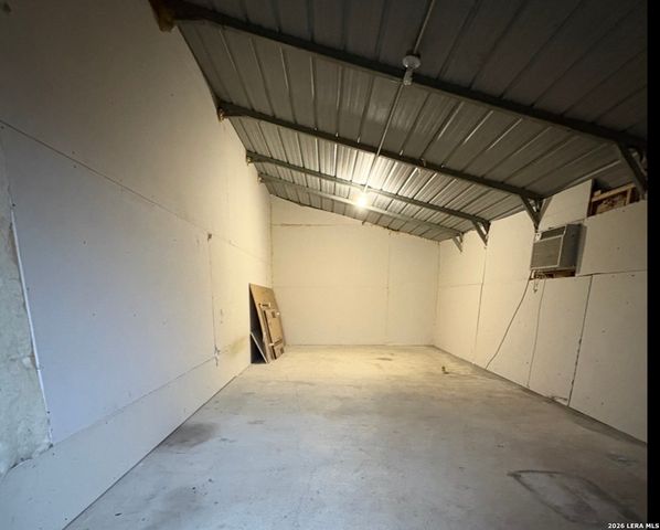 135 Willee Dr., San Antonio, TX 78228