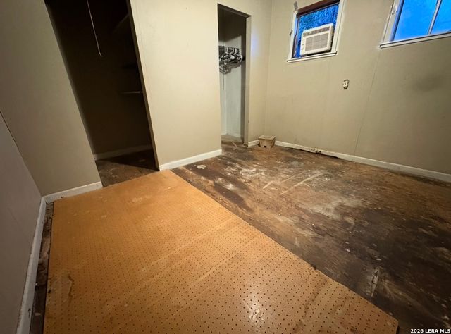 135 Willee Dr., San Antonio, TX 78228