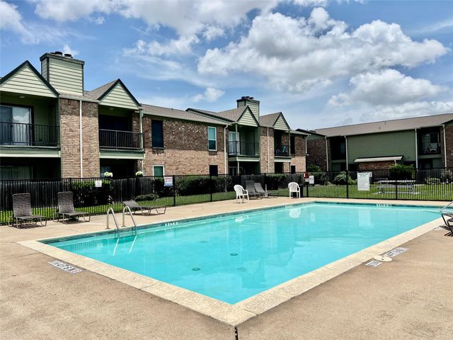 18800 Egret Bay Boulevard 1201, Webster, TX 77058